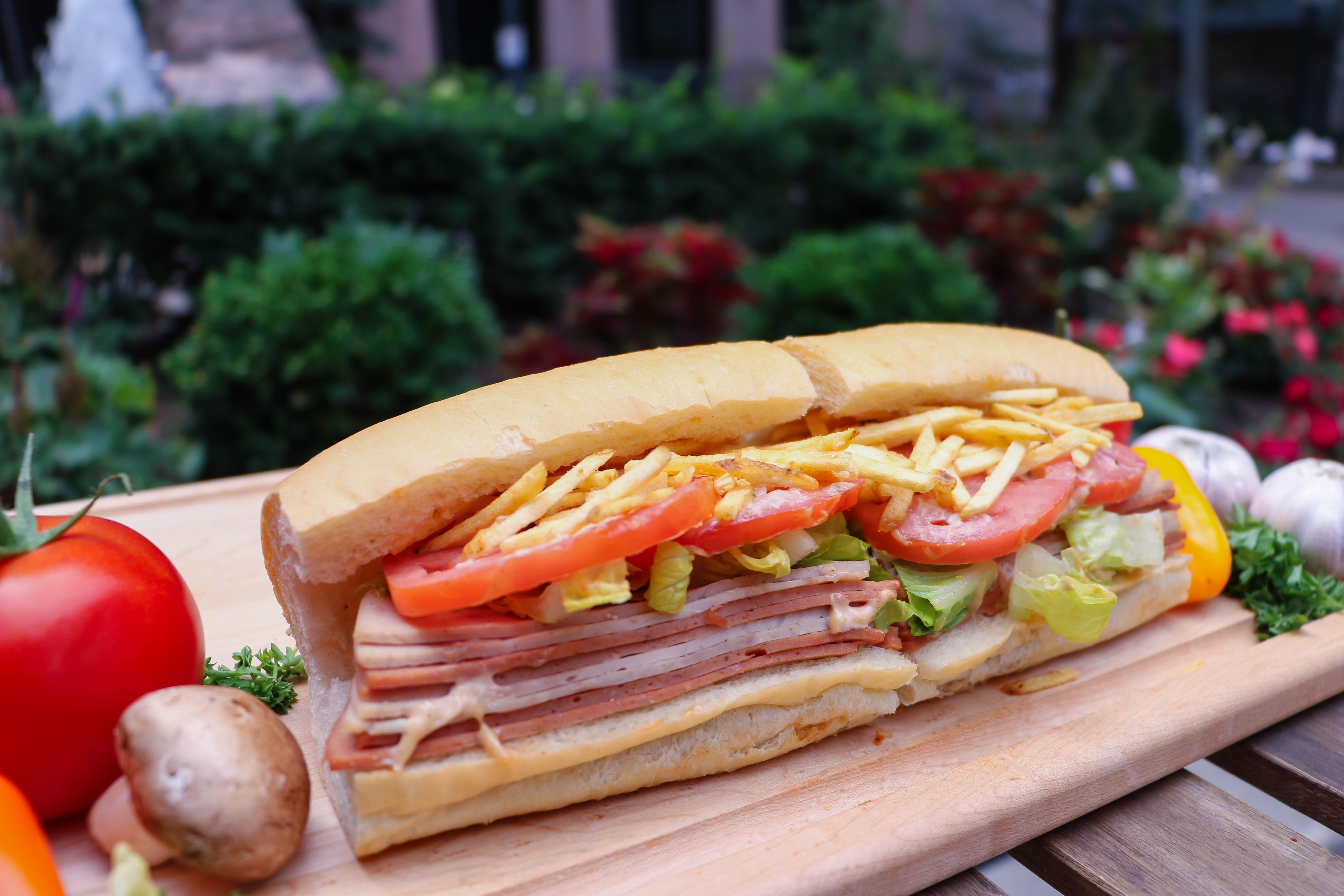 Top 7 best sandwich places in North York Toronto
