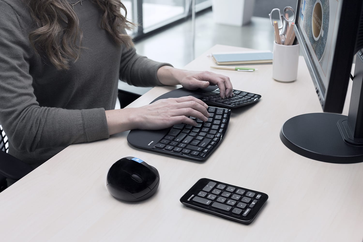 ergonomic keyboard and mouse mac