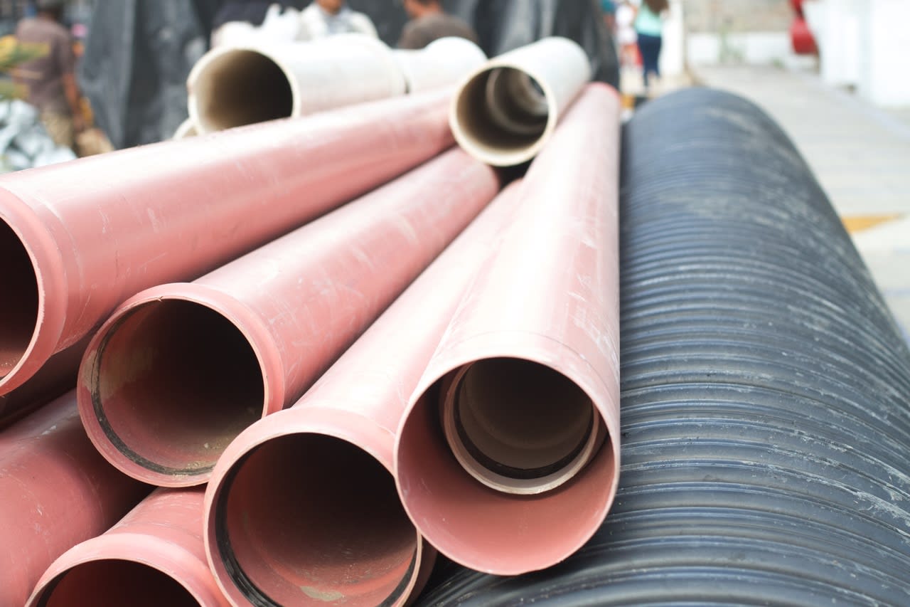 Pipe Relining vs. Pipe Replacement