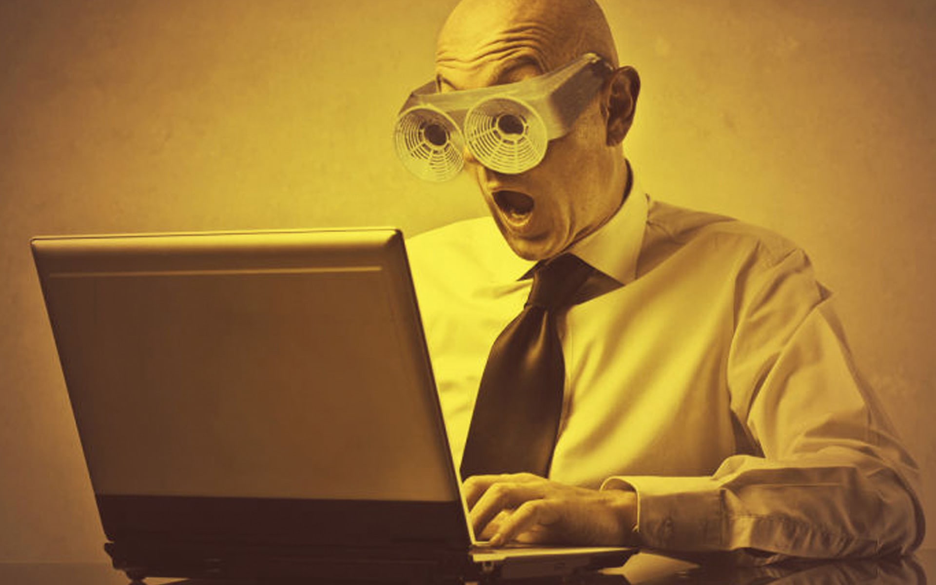 yellow tinted gaming glasses