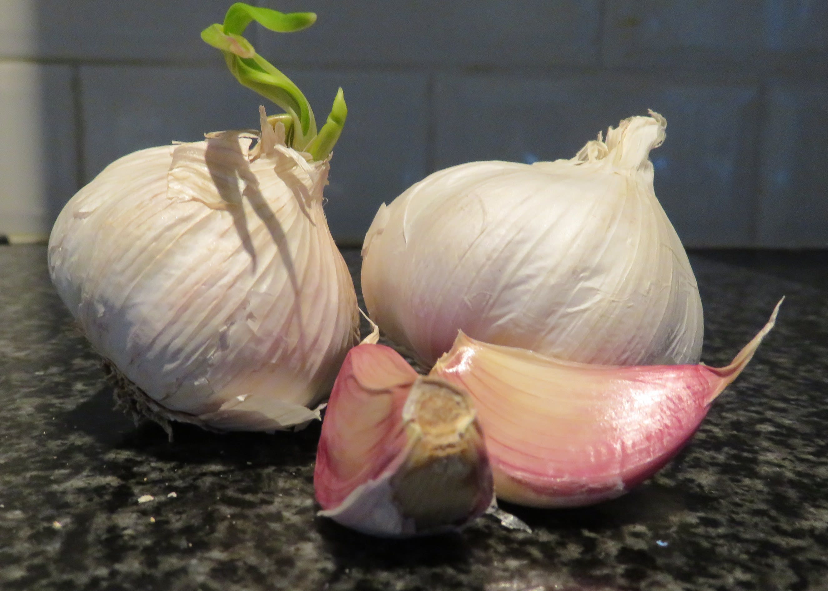 How to Make a REAL Healing Garlic Tea