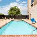 Days Inn San Antonio - Comfortable Accommodations 