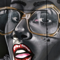 Mouthpiece of a bomb girl 