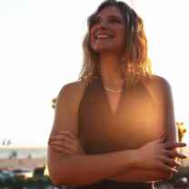 Jamie Lee | STELLA BROWN