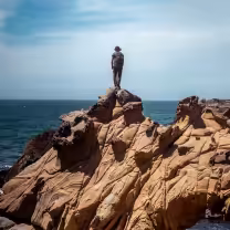 An angel with broken wings