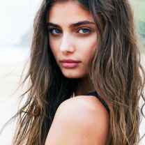 Amelia Miller