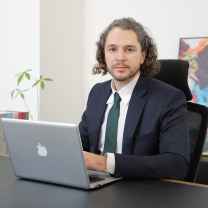 MR.Laurence Kingsley