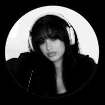 Gia Saint