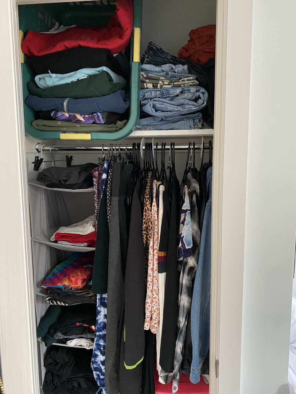 Top Shelf Closet Organization: How to Maximize The Space - A