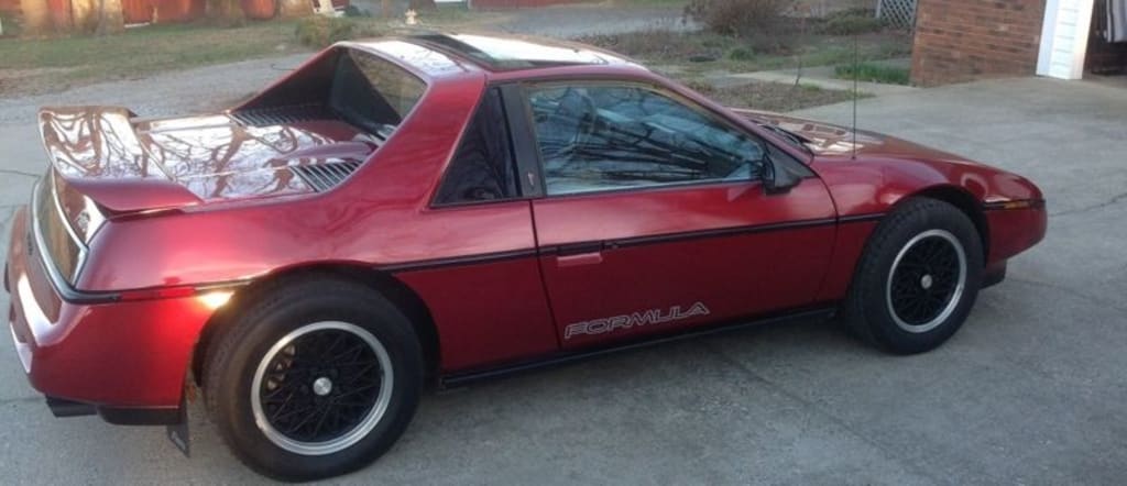 Worst Sports Cars: Pontiac Fiero