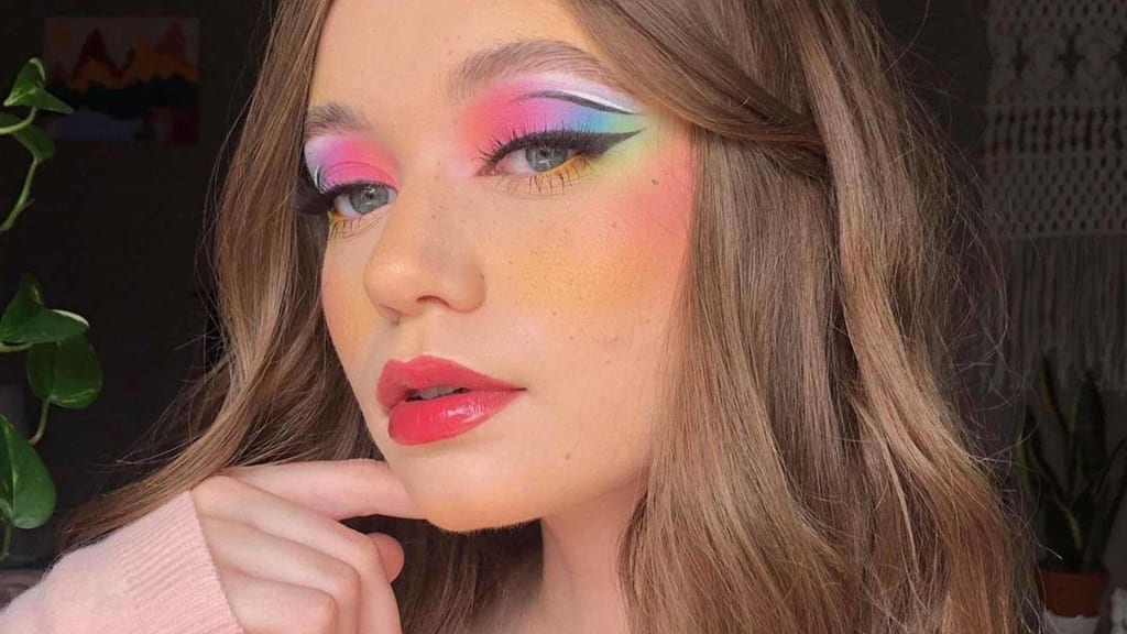 Eyemakeup : Fun Eyeshadow Looks  Rose gold eye makeup, Rainbow