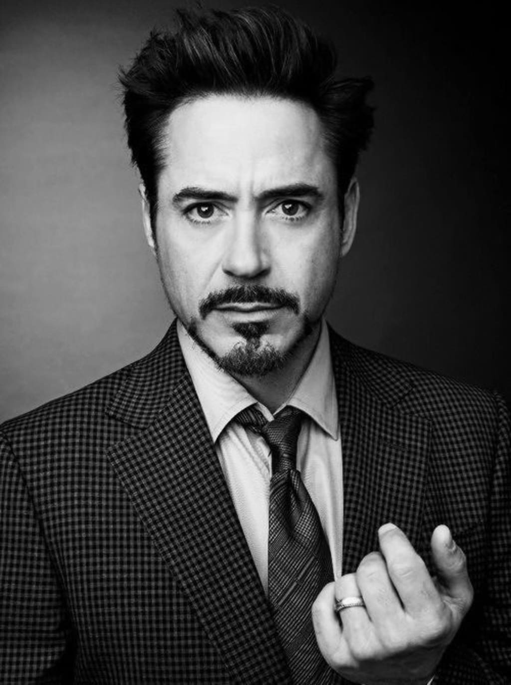 The Rise, Fall, and Redemption of Robert Downey Jr.: A Story of Talent,  Struggle, and Resilience!