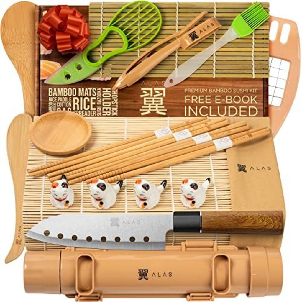 DELAMU Sushi Making Kit ~ Bamboo Sushi Mats, Chopsticks, Rice Paddle &  Spreader