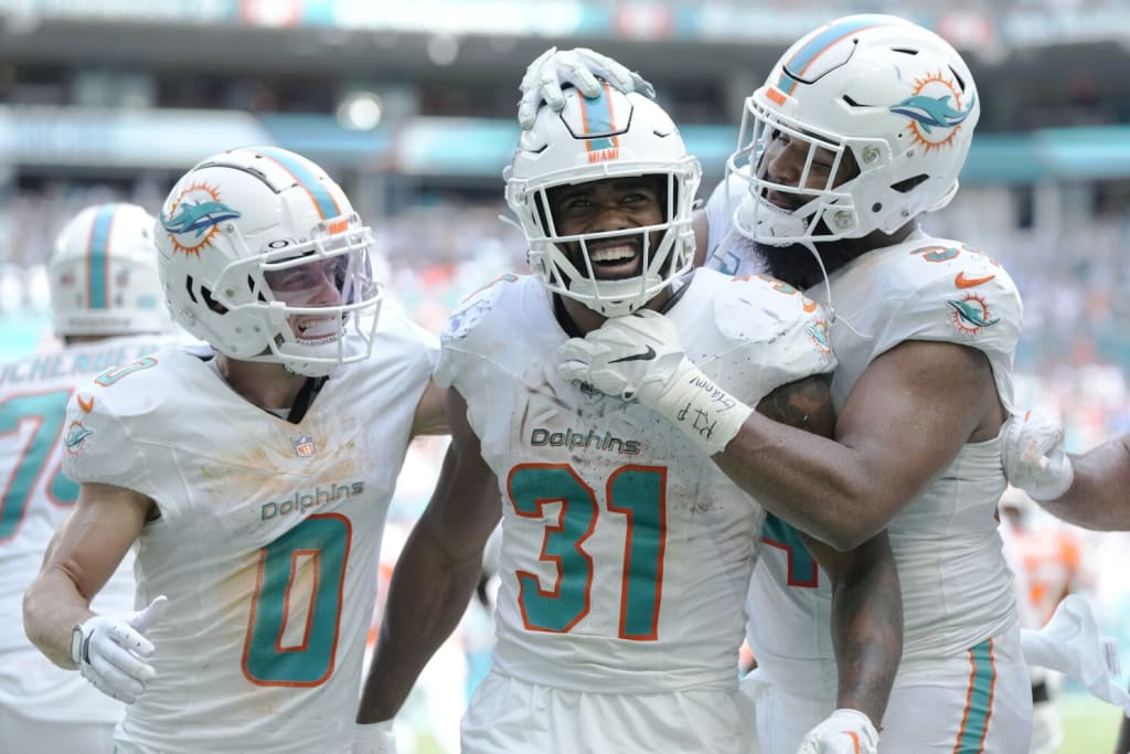 Dolphins drop 70 points on Broncos in lopsided Week 3 game 