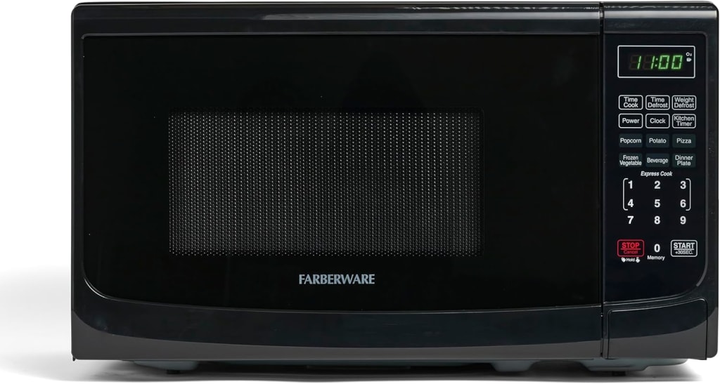 Midea Compact Black Microwave - 0.7-cu ft - 700 W