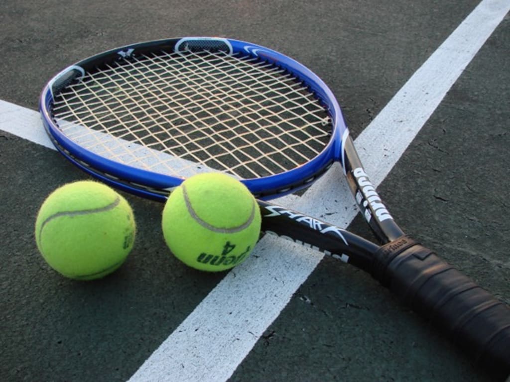 How to Choose a Tennis Racquet - Pro Tennis Tips