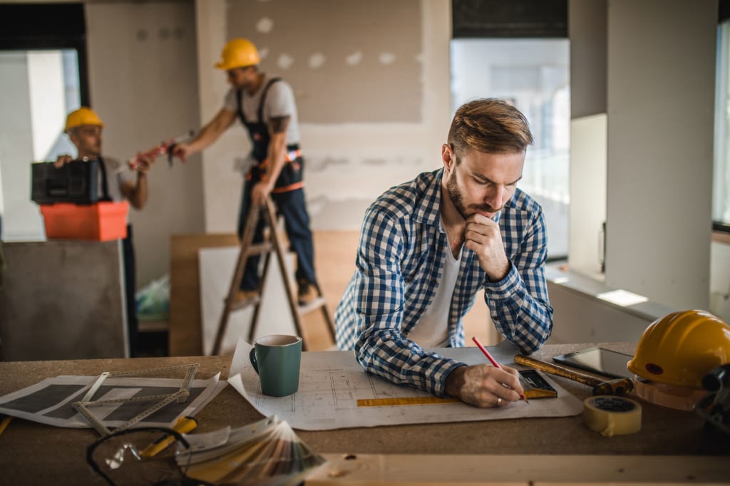 The Benefits of Hiring a General Contractor for Your Home Construction  Project | Humans