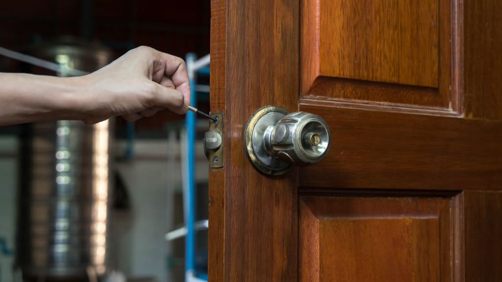 UrbanBolt Locksmith technician working in South Jordan