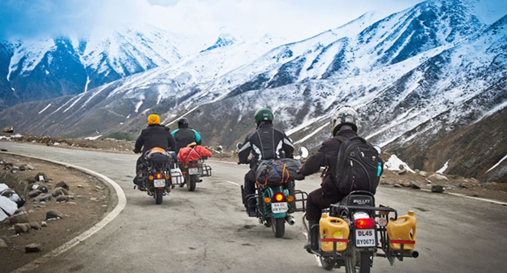 7 Dreamy Road Trips Across India You Must Experience 7 Dreamy Road Trips Across India You Must Experience