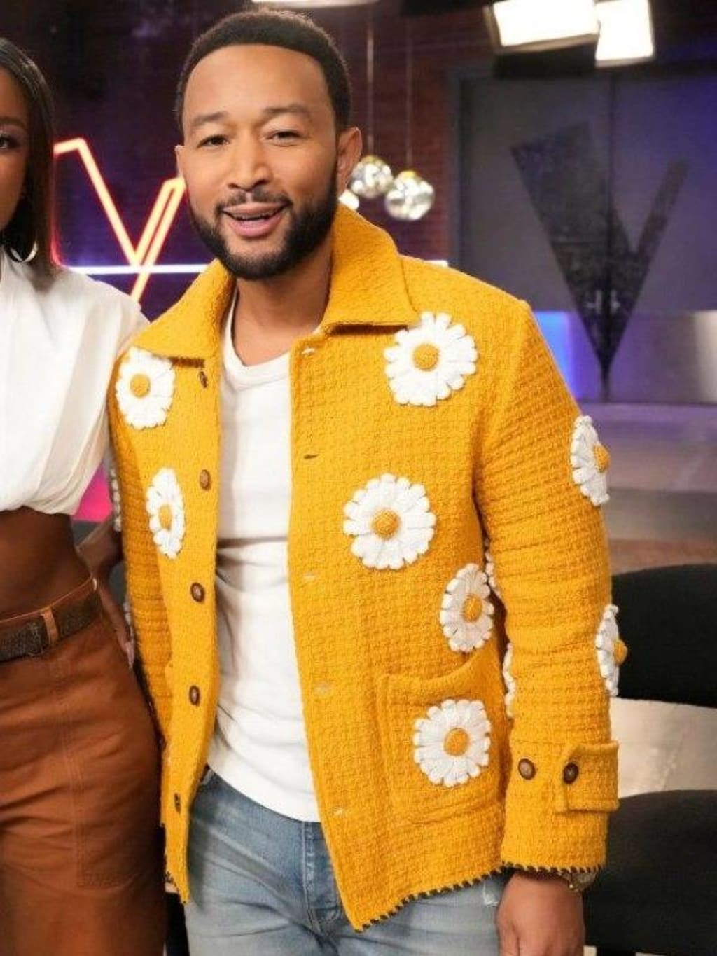 The Voice Season 27: John Legend Yellow Daisy Applique Flower