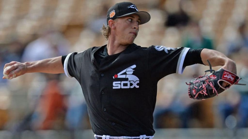 Red Sox prospect Michael Kopech throws 105-m.p.h. fastball - The