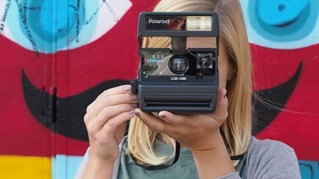 10 Creative Polaroid Manipulation Techniques To Try Photography