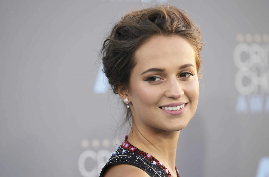 Alicia Vikander é Lara Croft dos novos tempos em “Tomb Raider”