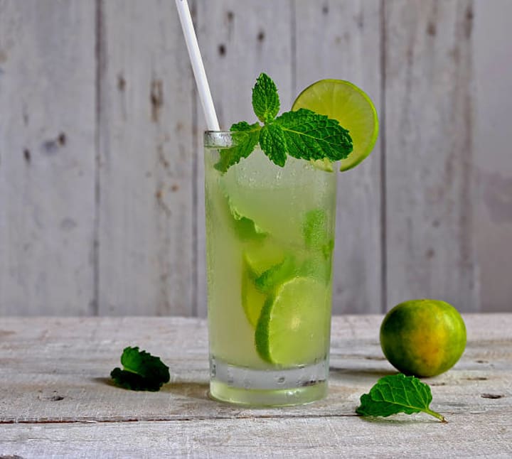 10 Good Nonalcoholic Drinks To Order at the Bar Lifehack