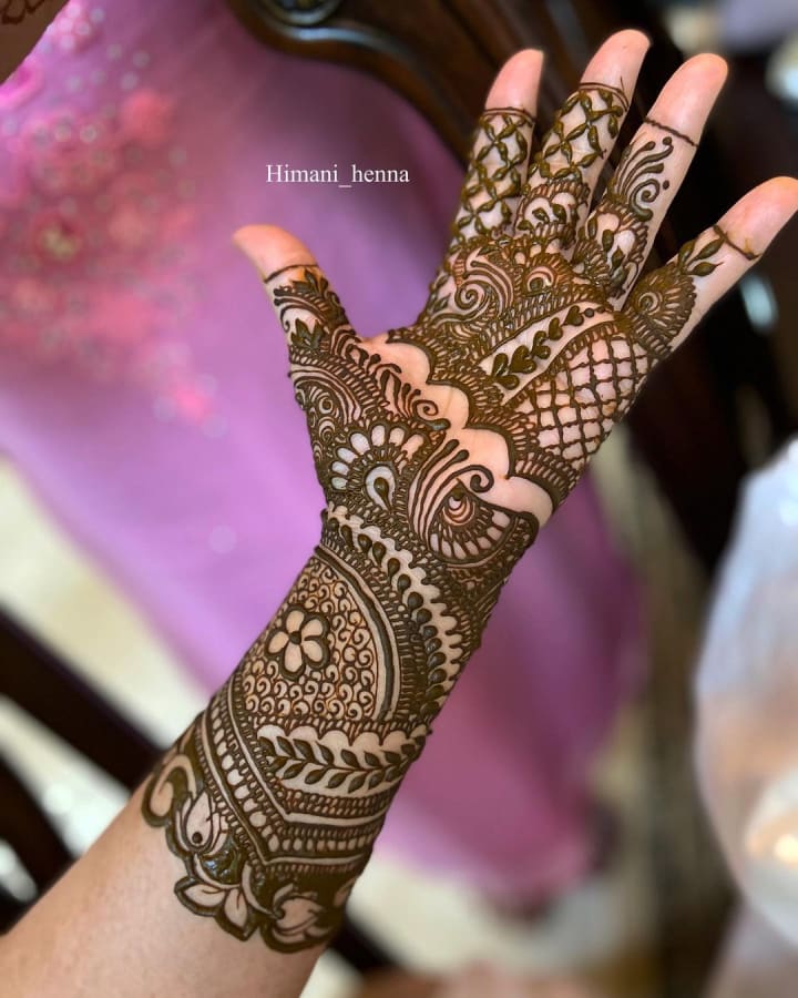 100+ Latest Front and Back Hand Mehndi Design Ideas | Styled