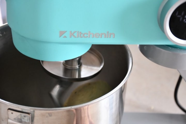 Why a KitchenAid Isn't the Only Mixer You Need - Delishably