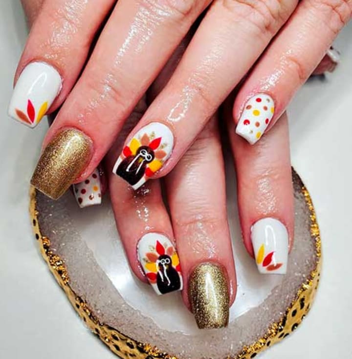 11 Thanksgiving Nail Ideas For 2022- The Turkey Season Best Nail Ideas You  Will Love! | Blush