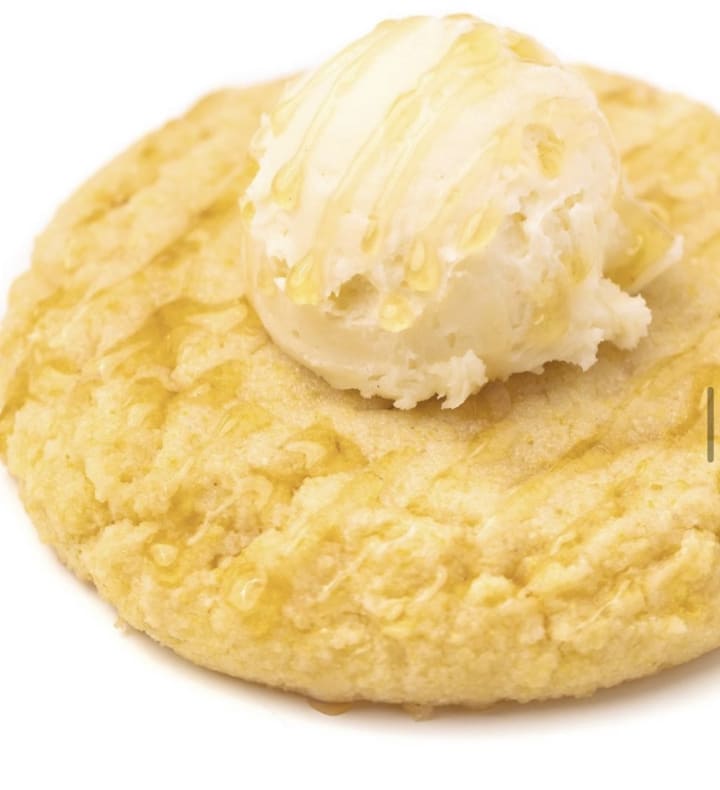 The Ultimate Guide to Crumbl Cookie Flavors Feast