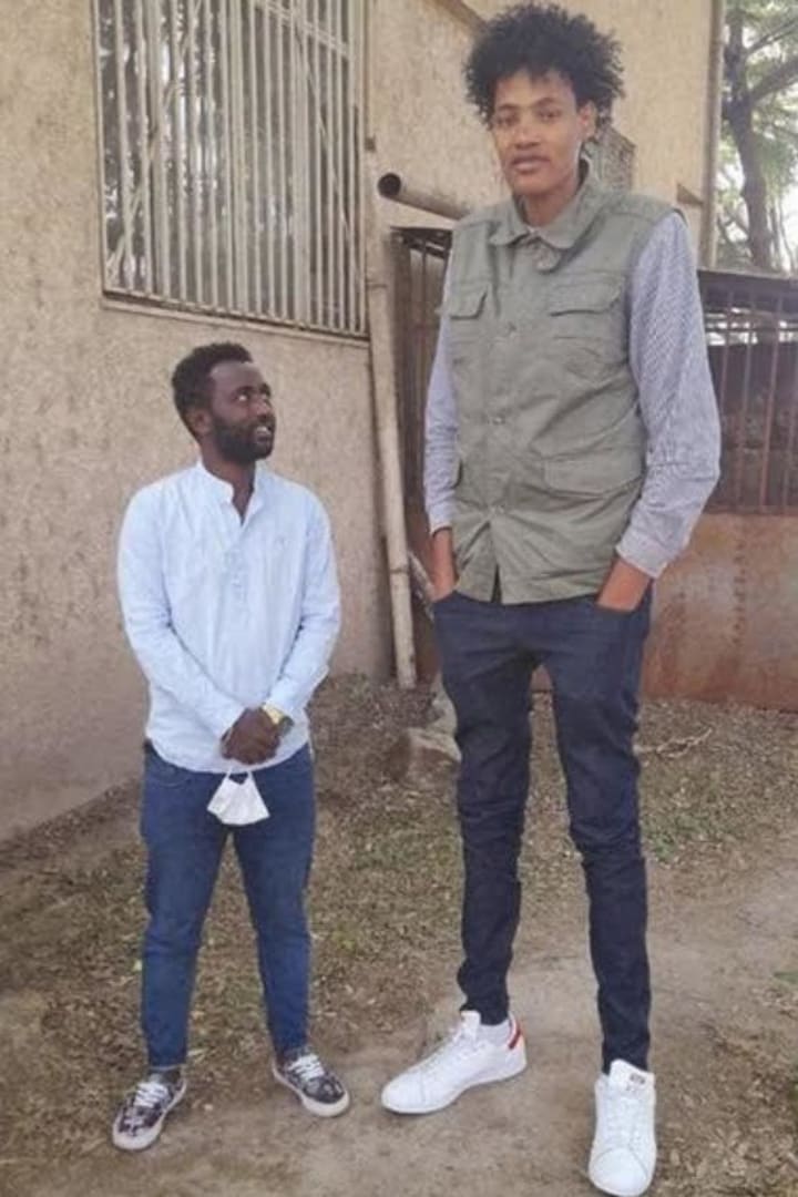 The Ghanaian giant reported to be the world's tallest man