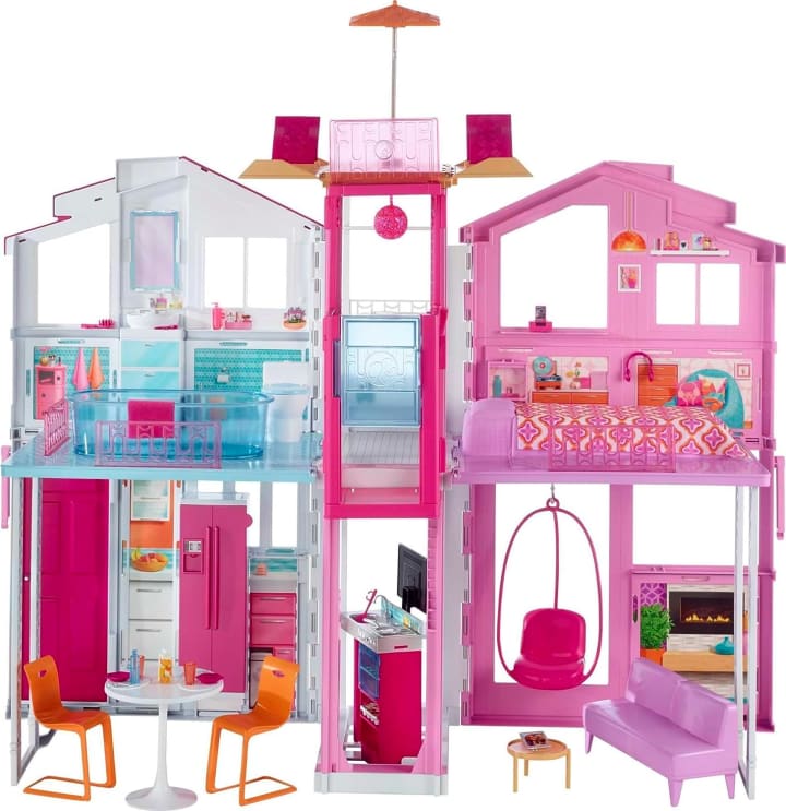 The best doll houses to buy right now! Families