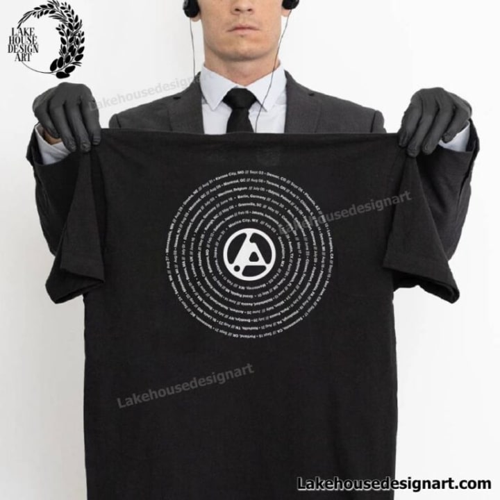 Linkin Park World Tour 2025 Jagged T-Shirt | Styled Linkin Park World Tour 2025 Jagged T-Shirt | Styled