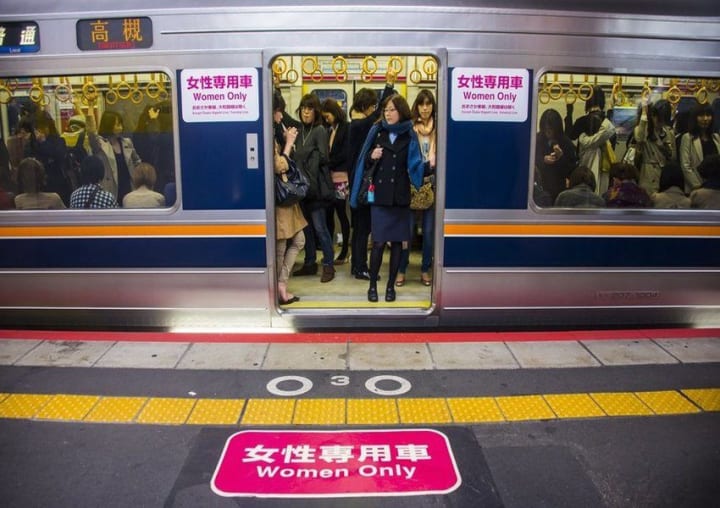 The trains in Japan have women only cars. : r/mildlyinteresting