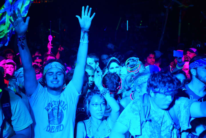 Things You Should Know Before Your First Rave