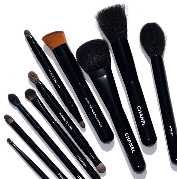 Chanel's Makeup Brush Set, Reviewed