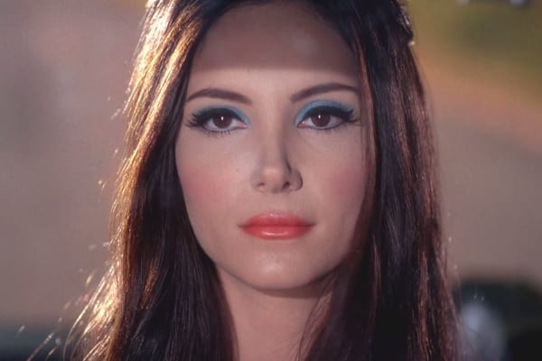 Most Iconic 1960s Makeup Trends | Blush