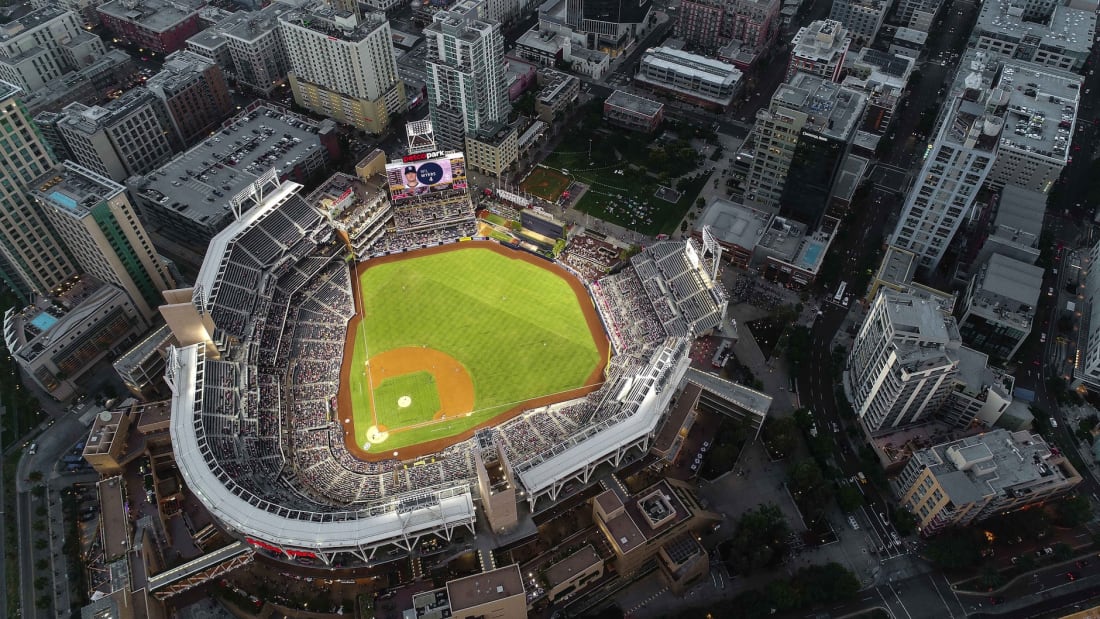 Most Beautiful Ballparks in the US Unbalanced