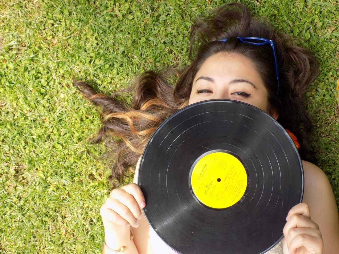 How to Negotiate a Record Deal the Right Way Beat