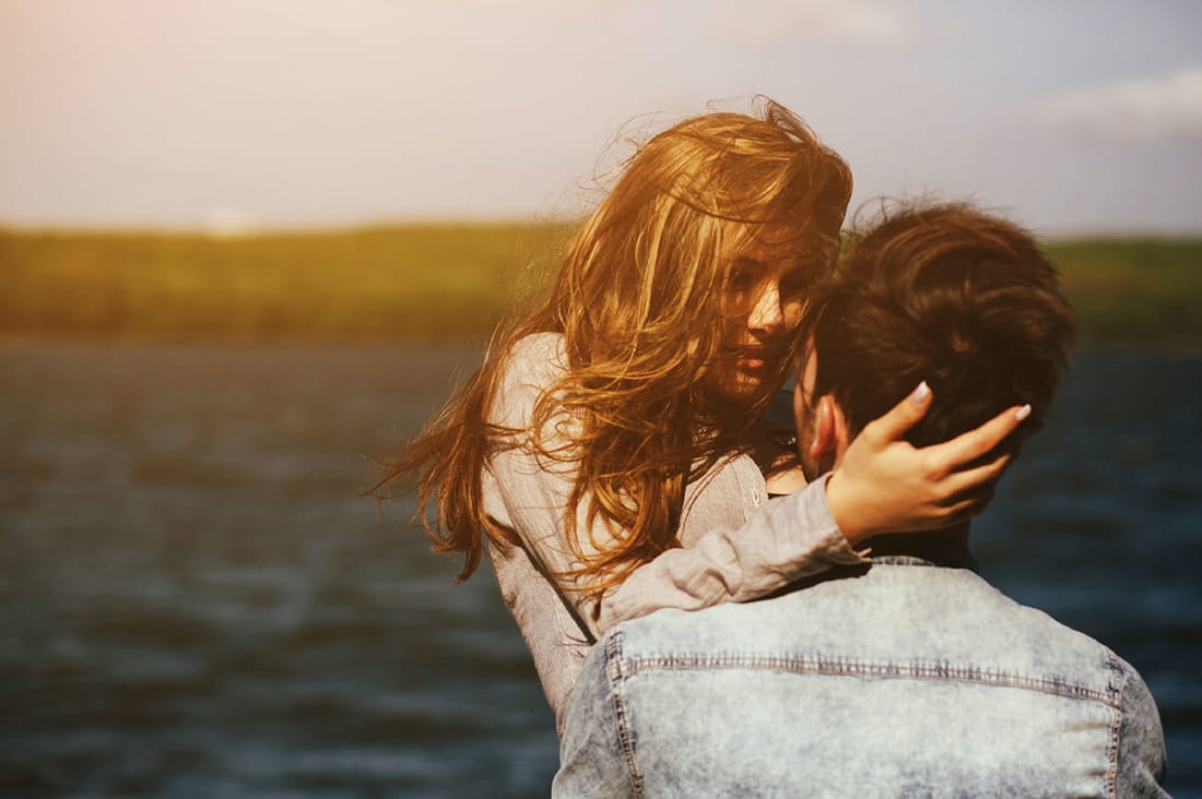 19 Sure Signs A Man Is Emotionally Attached To You – IQFDW