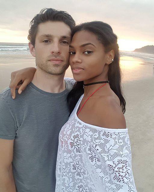 Pigtails round asses link freeones