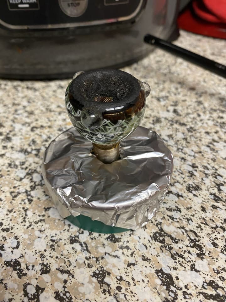 How to Make a Homemade Gravity Bong Potent