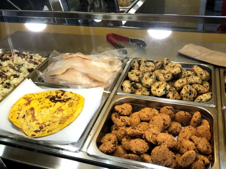 The 9 Best Vegan Restaurants Near Pearson Airport, Toronto. Feast