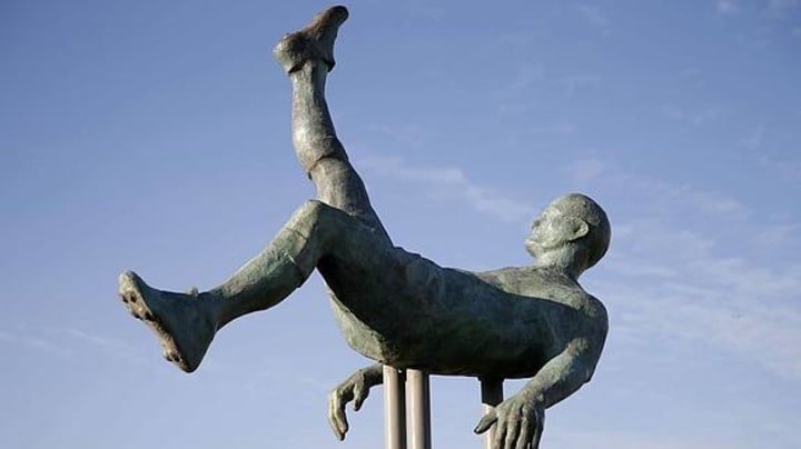 Who Invented the Bicycle Kick? - Ee8DDjvtczwqf5usqnzh