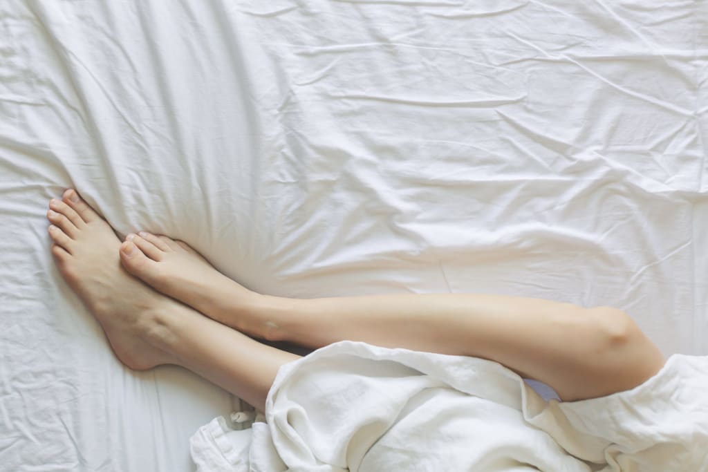 How Your Blankets Affect Your Sleep How Your Blankets Affect Your Sleep