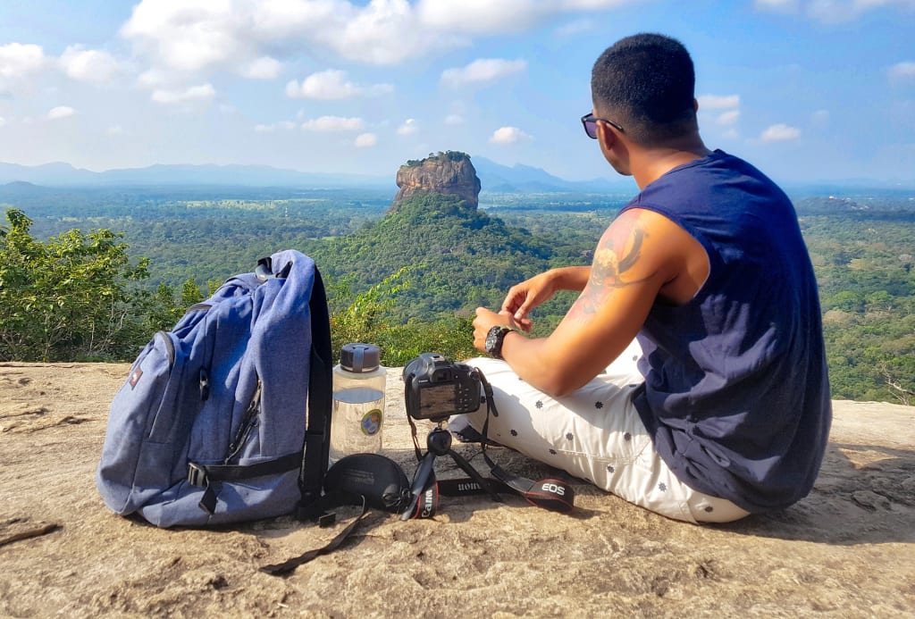 How to Spend Less While Traveling How to Spend Less While Traveling