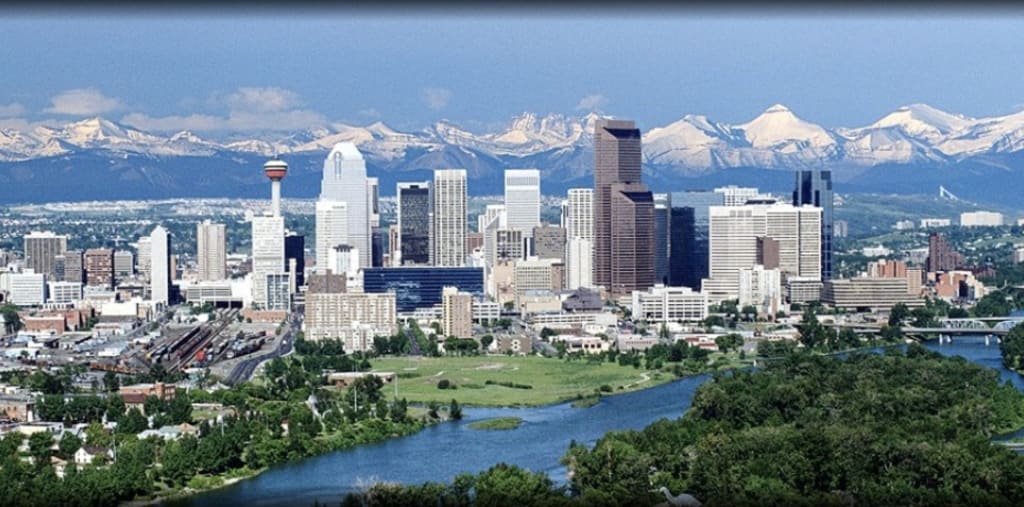 The Best Places for Breakfast, Lunch & Dinner in Calgary! The Best Places for Breakfast, Lunch & Dinner in Calgary!