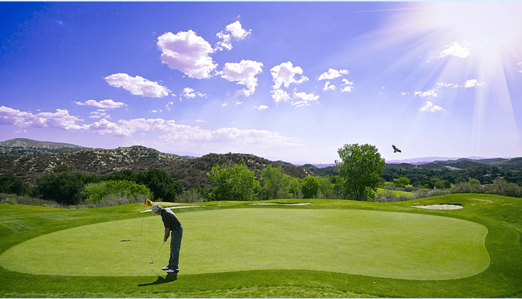 8 Benefits of Living on a Costa Rican Golf Course Resort 8 Benefits of Living on a Costa Rican Golf Course Resort